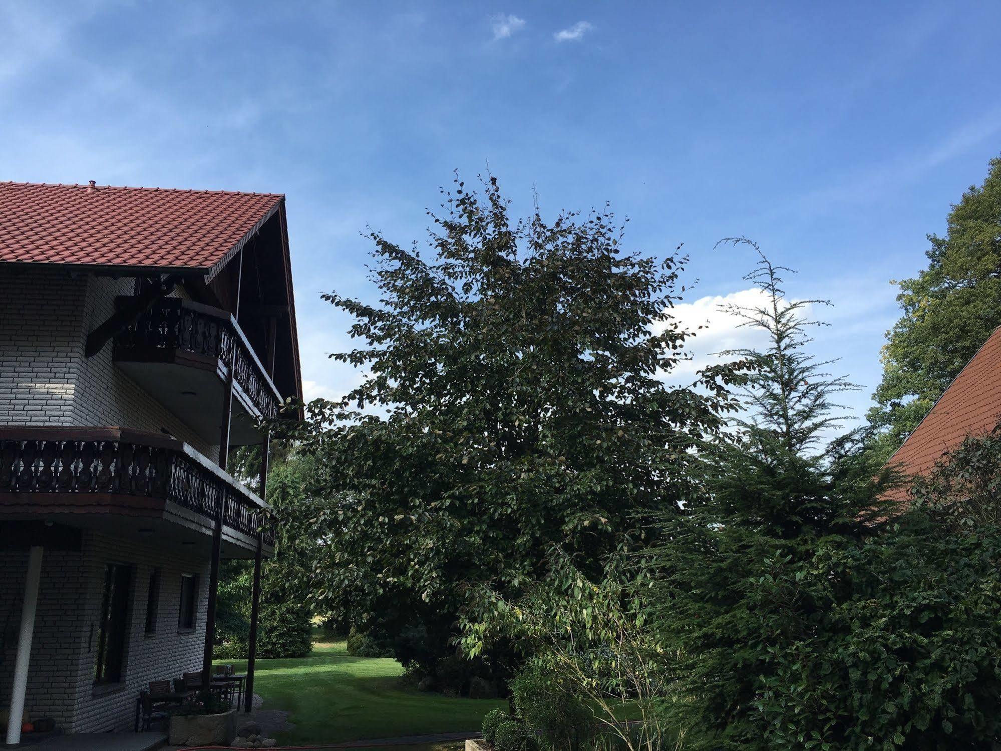 Landhaus Hotel Goeke Hövelhof Exterior foto